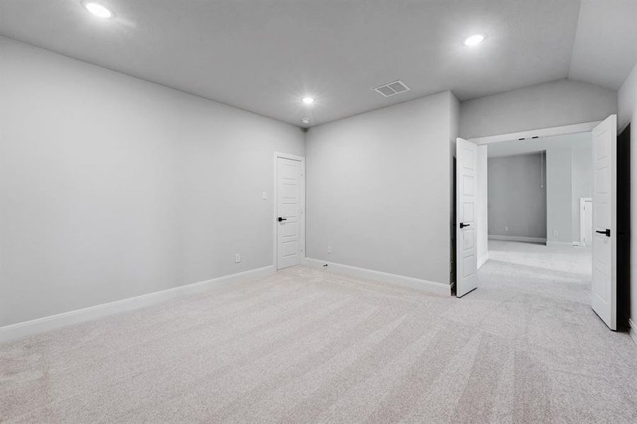 Spacious, unfurnished interior of a new home in South Pointe Cottage Series, Mansfield (Image 21). Spacious, unfurnished interior of a new home in South Pointe Cottage Series, Mansfield (Image 21).