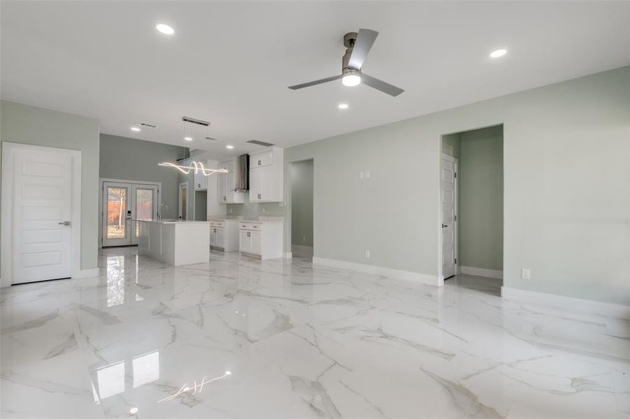 Spacious, unfurnished interior of a new home in , Dallas (Image 22). Spacious, unfurnished interior of a new home in , Dallas (Image 22).