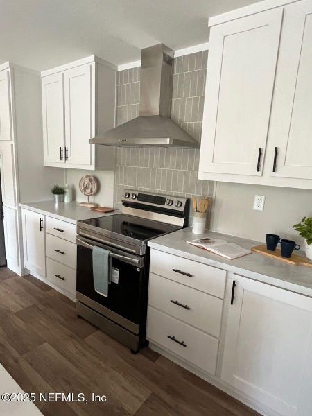 Image 28 of a home in .