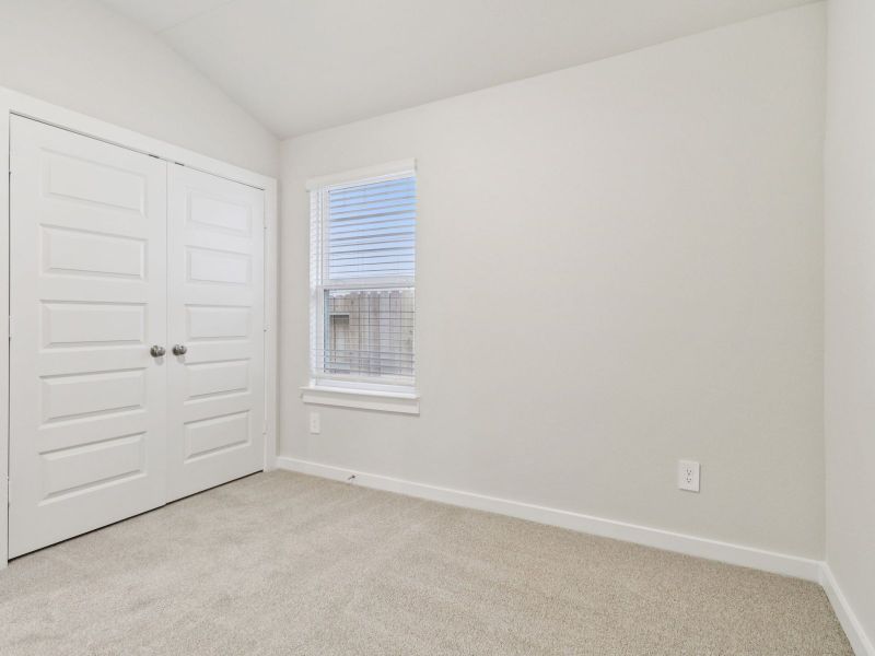 Spacious, unfurnished interior of a new home in Landing Meadows - Traditional Series, New Caney (Image 10).