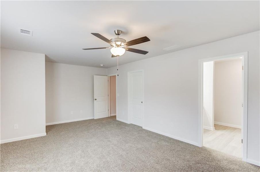 Spacious, unfurnished interior of a new home in , Lula (Image 21).