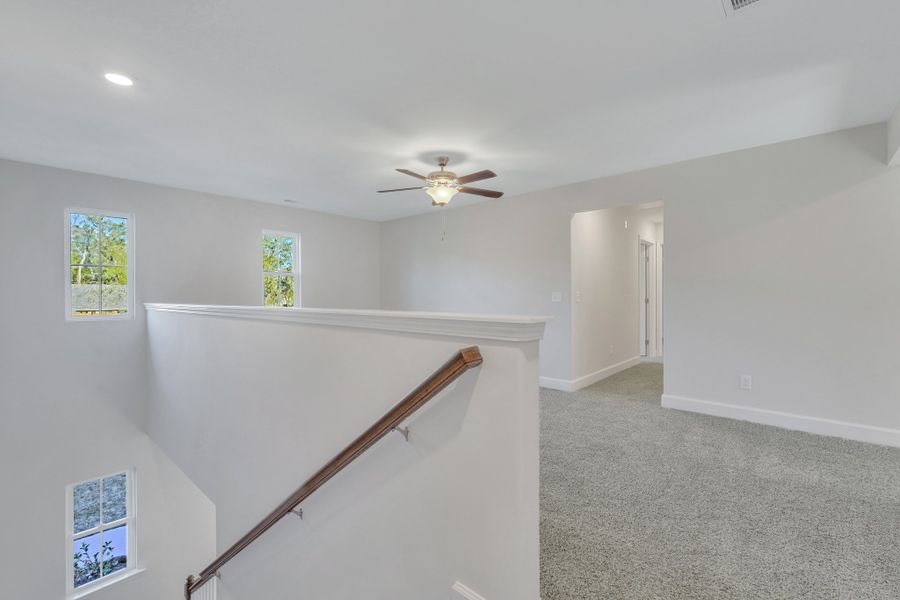Spacious, unfurnished interior of a new home in NorthShore on the St. Marys River, Kingsland (Image 28).