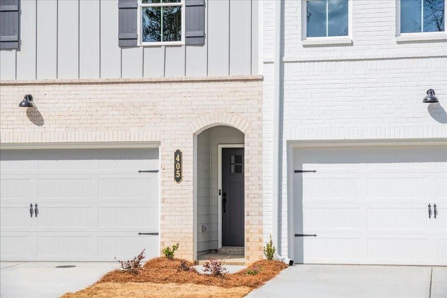 Exterior details and patio area of a home in Cherokee Township, Acworth (Image 3).