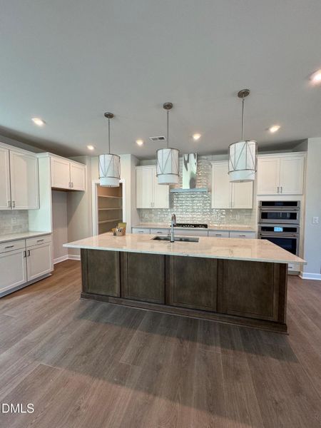 160 Serene Crossing - Kitchen
