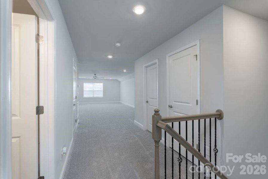 Spacious, unfurnished interior of a new home in Cardiff Glyn, Catawba (Image 18).