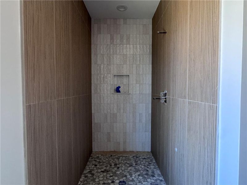 Close-up of interior finishes inside a home in , Bremen (Image 8).