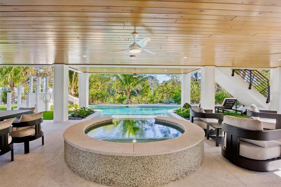 Exterior details and patio area of a home in , Sarasota (Image 23).