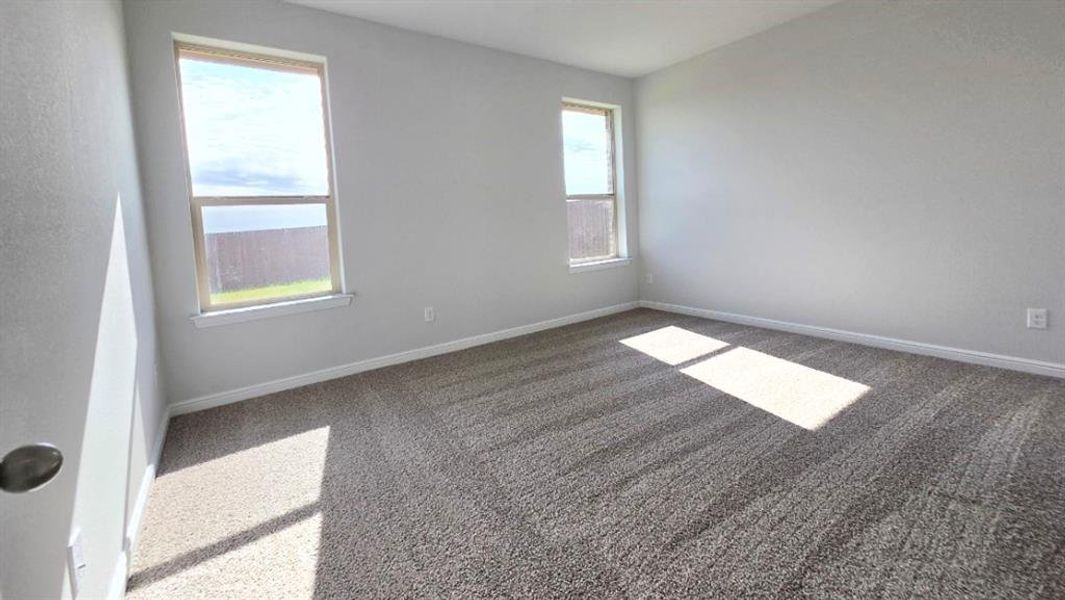 Spacious, unfurnished interior of a new home in Vista Point, Grandview (Image 15).