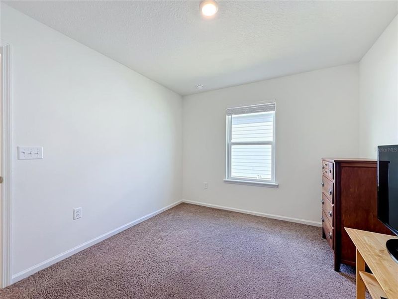 Spacious, unfurnished interior of a new home in , Jacksonville (Image 19).