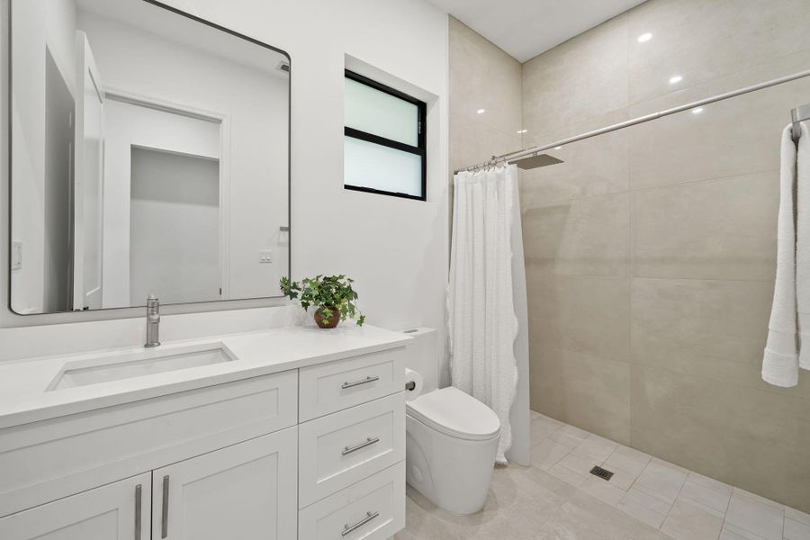 Furnished interior view inside a new home in , Palm Beach Gardens (Image 18).