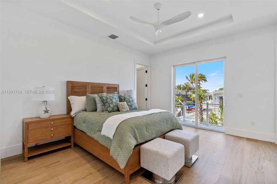 Furnished interior view inside a new home in , Key Largo (Image 65).