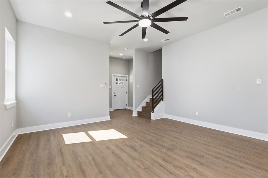 Spacious, unfurnished interior of a new home in , Cleburne (Image 27).