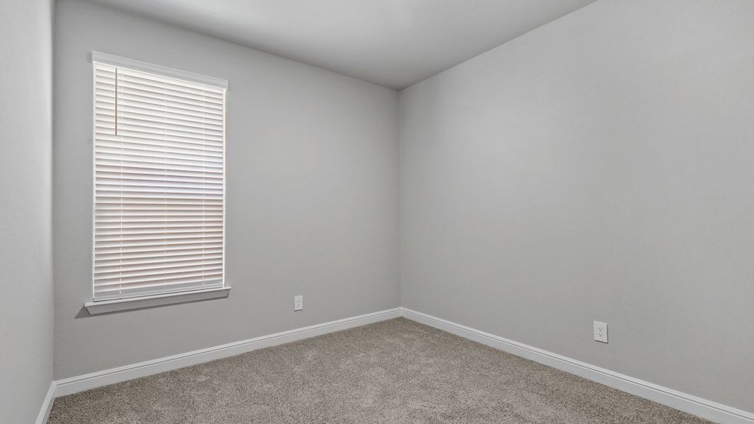 Spacious, unfurnished interior of a new home in Trails of Elizabeth Creek, Fort Worth (Image 28). Spacious, unfurnished interior of a new home in Trails of Elizabeth Creek, Fort Worth (Image 28).