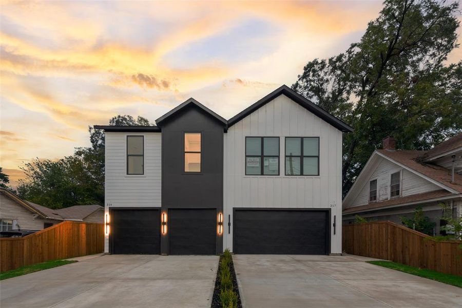 Front exterior of a new home in , Dallas, TX, highlighting curb appeal (Image 19). Front exterior of a new home in , Dallas, TX, highlighting curb appeal (Image 19).