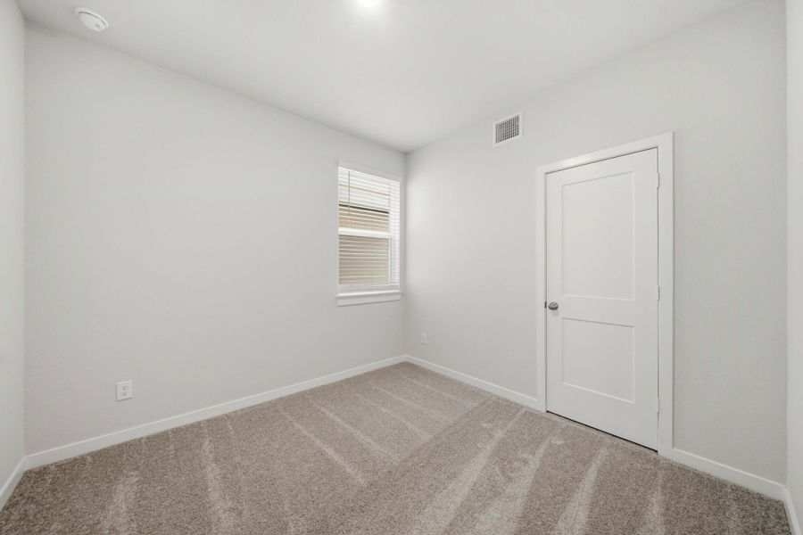 Spacious, unfurnished interior of a new home in Park Hill Villas, Stafford (Image 19).