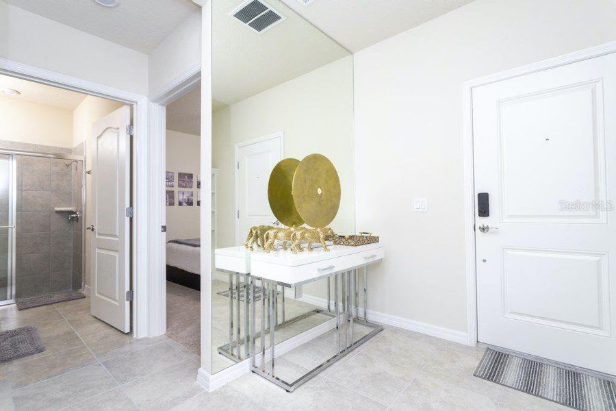 Furnished interior view inside a new home in , Davenport (Image 32). Furnished interior view inside a new home in , Davenport (Image 32).