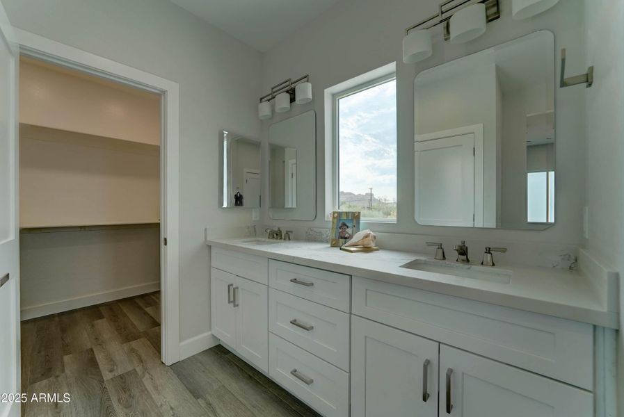 4294 N Wolverine Pass Rd-21