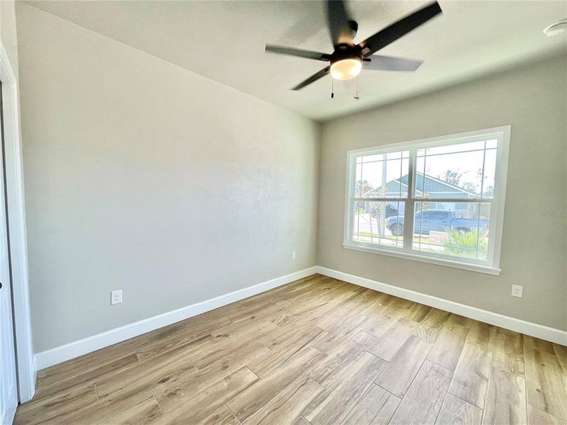 Spacious, unfurnished interior of a new home in , Gainesville (Image 30).