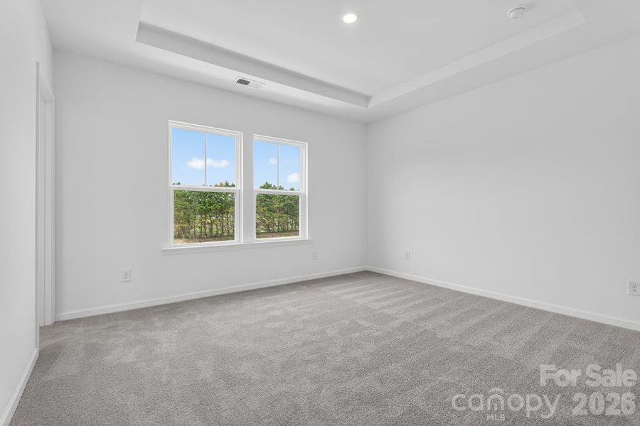 567 Silver Star Boulevard ~ Ready Now