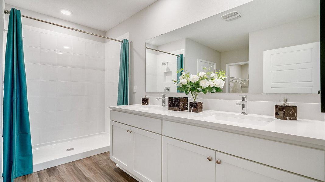 Furnished interior view inside a new home in Buena Lago Modern, St. Cloud (Image 10).