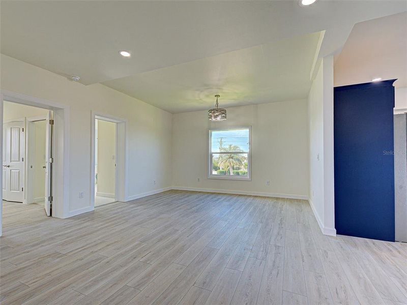 Spacious, unfurnished interior of a new home in , Placida (Image 27). Spacious, unfurnished interior of a new home in , Placida (Image 27).