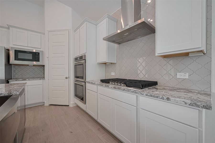 Furnished interior view inside a new home in Lago Mar, La Marque (Image 13).