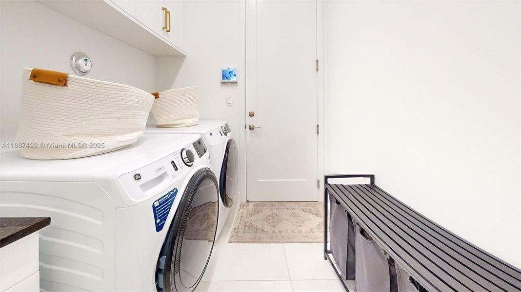 Furnished interior view inside a new home in , Boca Raton (Image 12). Furnished interior view inside a new home in , Boca Raton (Image 12).