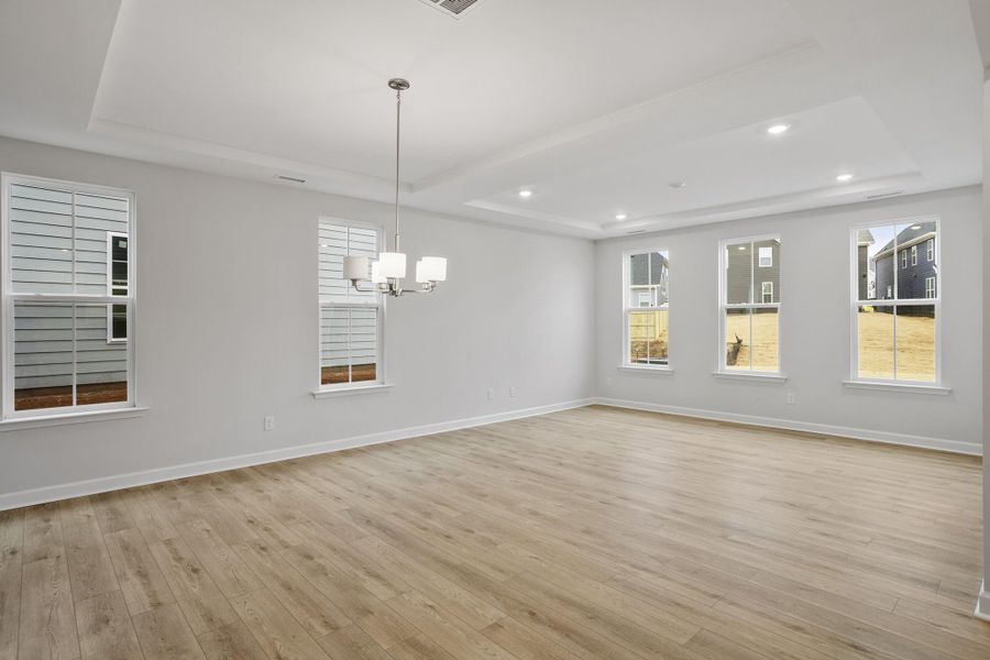 Spacious, unfurnished interior of a new home in , Summerville (Image 31).