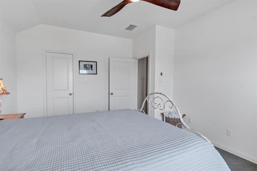 Image 39 of a home in .