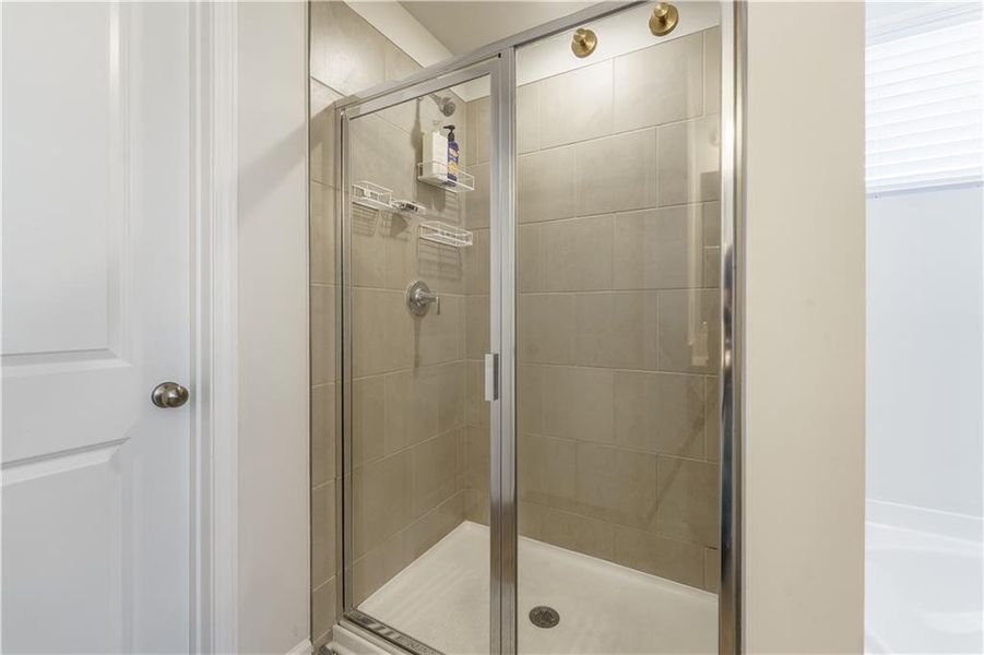 Close-up of interior finishes inside a home in Kingsley Creek, Lithonia (Image 19).