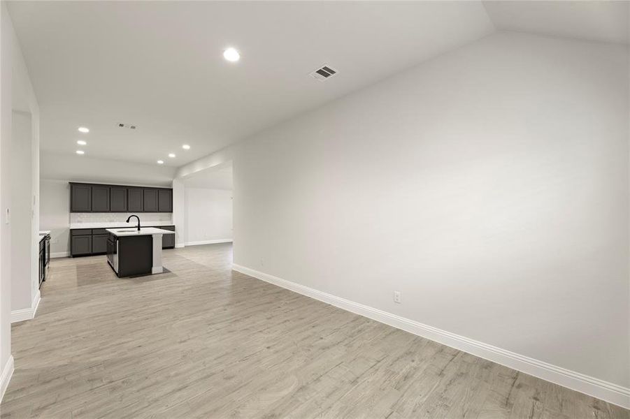 09. 1017 Goya - Dining (2) 09. 1017 Goya - Dining (2)