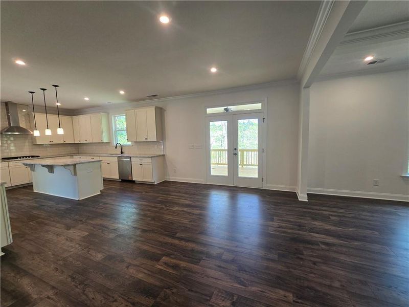 Spacious, unfurnished interior of a new home in Palmer Falls, Douglasville (Image 31).