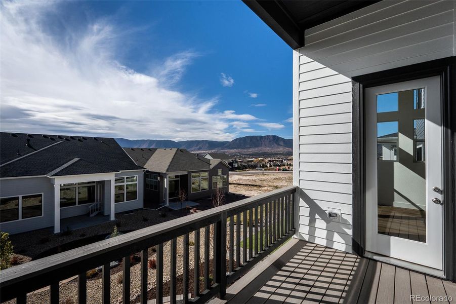 Exterior details and patio area of a home in Cloverleaf - Pinnacle Collection, Monument (Image 27).