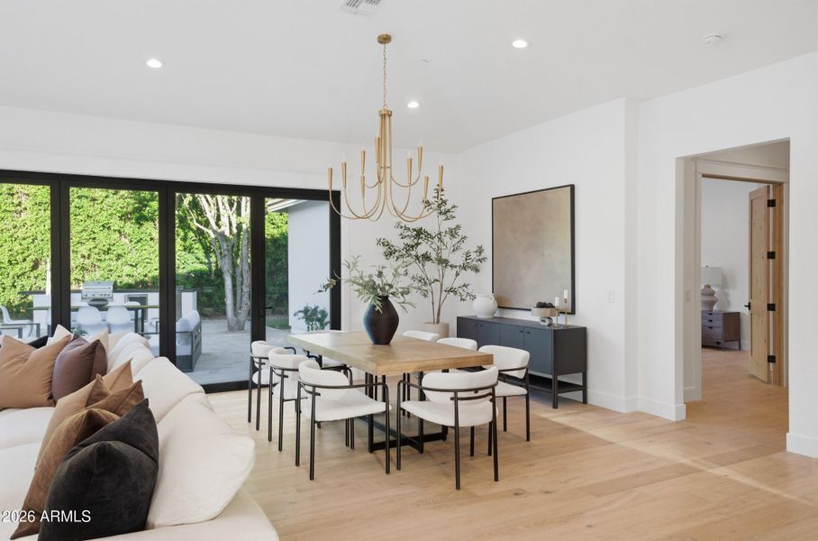 10_4825 n 70th st-10