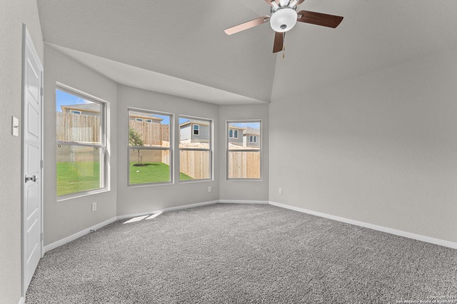 Spacious, unfurnished interior of a new home in Hunters Ranch, San Antonio (Image 7). Spacious, unfurnished interior of a new home in Hunters Ranch, San Antonio (Image 7).