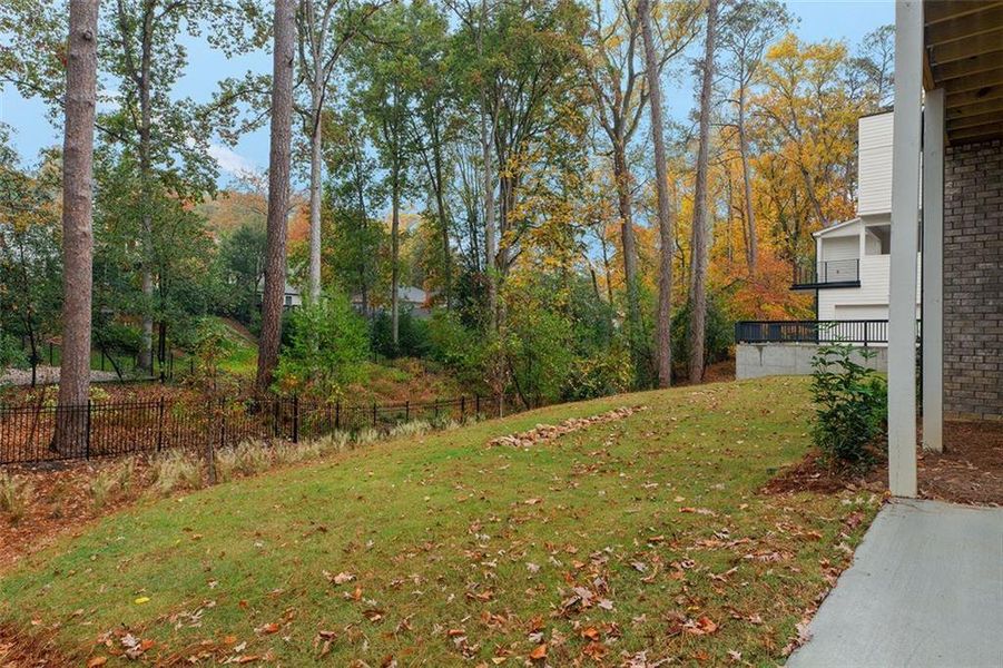 Image 50 of a home in .