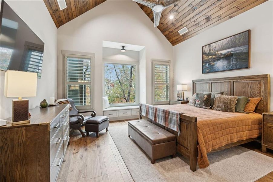 Furnished interior view inside a new home in , Dahlonega (Image 14).