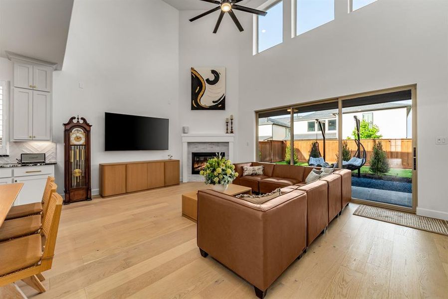 Furnished interior view inside a new home in Fields 50', Frisco (Image 10).
