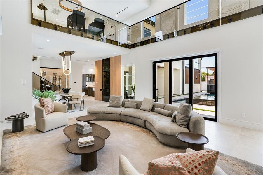 Furnished interior view inside a new home in , Dallas (Image 10).