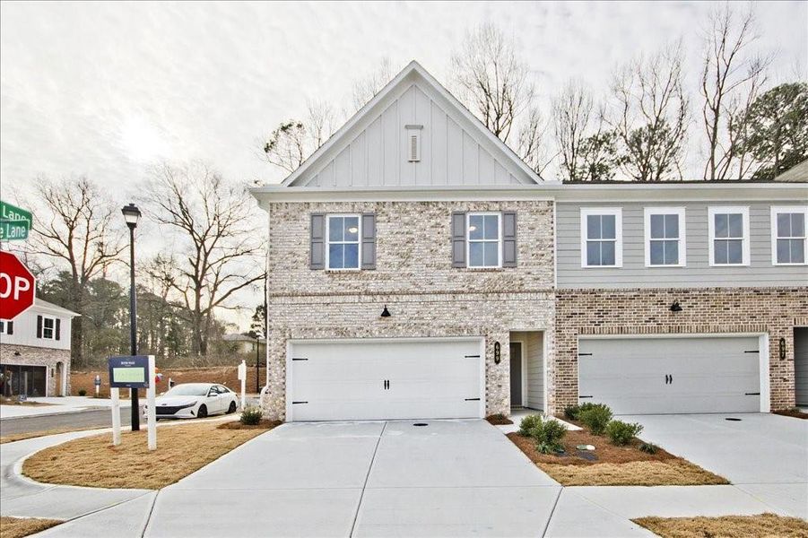 Image 28 of a home in River Walk Place.