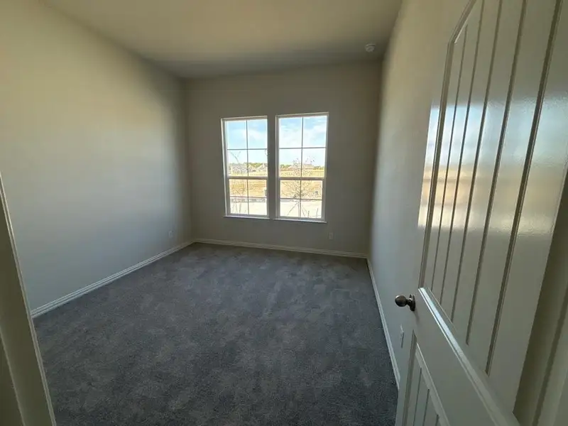 Spacious, unfurnished interior of a new home in Waterford Park, Weatherford (Image 8). Spacious, unfurnished interior of a new home in Waterford Park, Weatherford (Image 8).