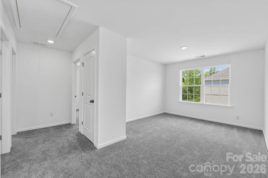 Spacious, unfurnished interior of a new home in Shannon Woods, Maiden (Image 20).