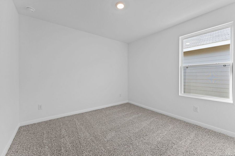 Spacious, unfurnished interior of a new home in Paramount, Kyle (Image 22).