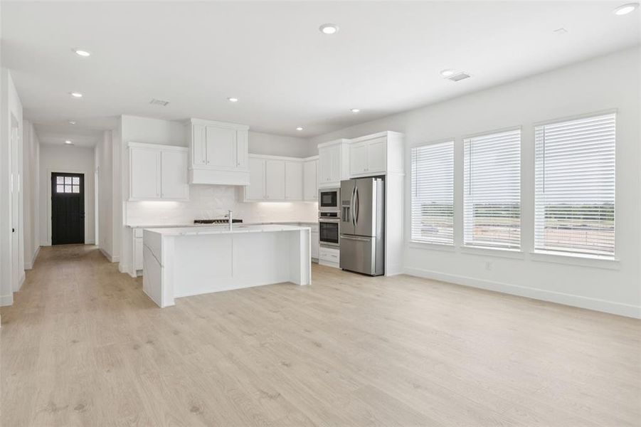 Featuring site lines from the front through to the rear of the home, our Elise plan offers a beautiful open and flowing floor plan that the entire family will love! Featuring site lines from the front through to the rear of the home, our Elise plan offers a beautiful open and flowing floor plan that the entire family will love!