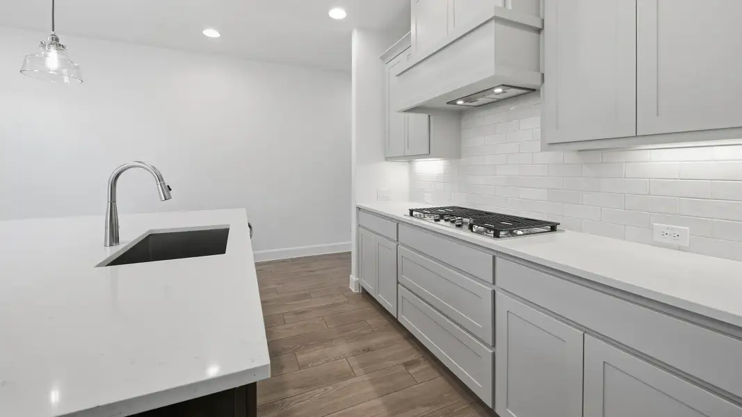 Furnished interior view inside a new home in Eliana, McKinney (Image 11).