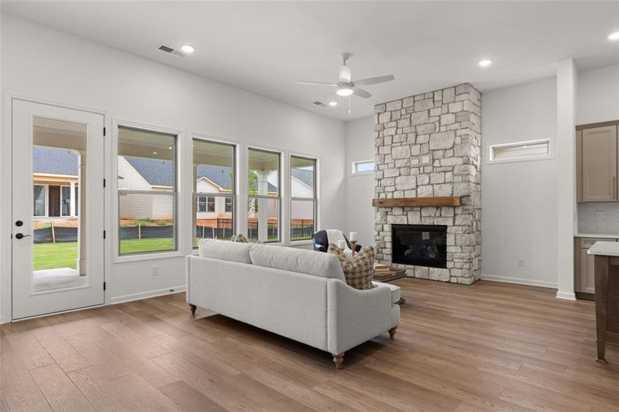 Furnished interior view inside a new home in Soleil Summit Chase, Snellville (Image 14). Furnished interior view inside a new home in Soleil Summit Chase, Snellville (Image 14).
