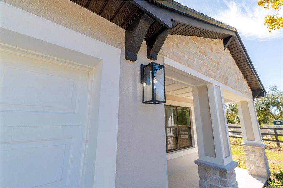 Exterior details and patio area of a home in , Lakeland (Image 44).
