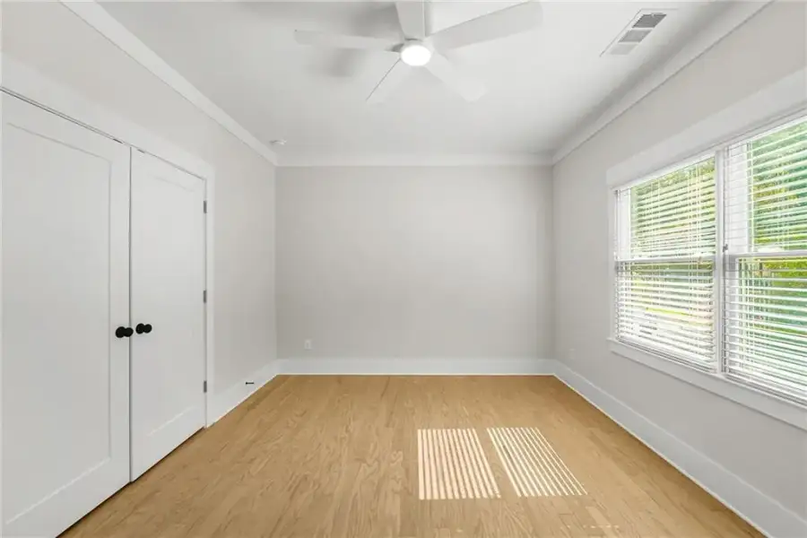 Spacious, unfurnished interior of a new home in , Scottdale (Image 40).