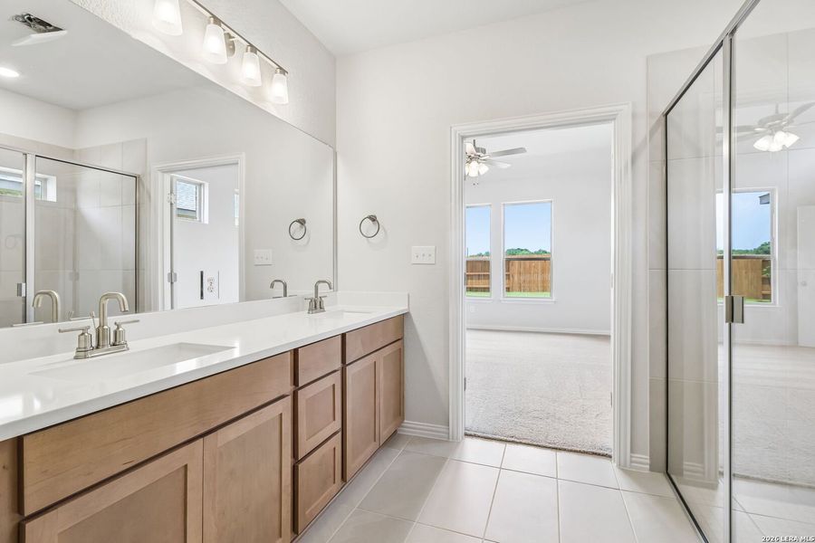 Furnished interior view inside a new home in Stream Waters, Seguin (Image 5).