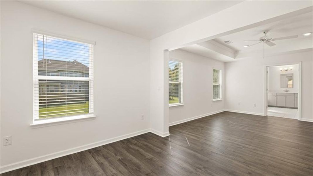 Spacious, unfurnished interior of a new home in Westland, Bogart (Image 31).